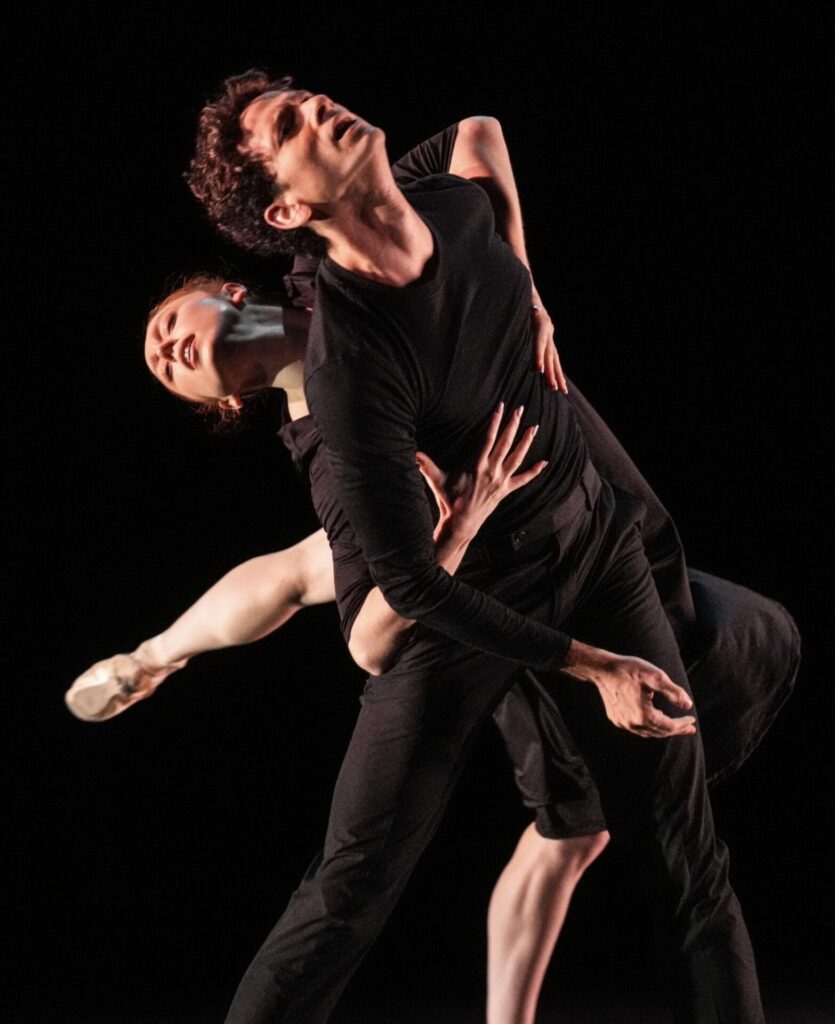 Ellie Young & Alejandro Virelles