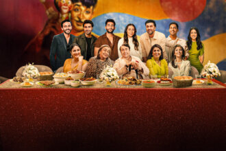 カプール家のダイニングルーム